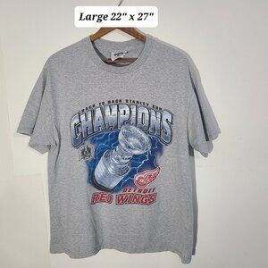 Vintage 1998 Detroit Red Wings Stanley Cup Champions Back to Back Large T-Shirt